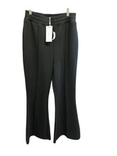 Load image into Gallery viewer, Size M SOUTHERN SHIRT Pants
