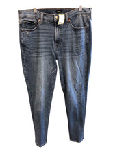Load image into Gallery viewer, EXPRESS Size 34/32 Jeans
