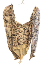 Load image into Gallery viewer, Size XS FREE PEOPLE Bodysuit
