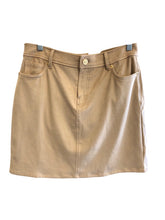 Load image into Gallery viewer, Size 10 TOMMY BAHAMA Skirt

