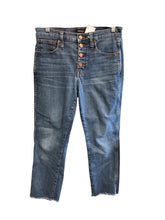 Load image into Gallery viewer, Size 6P JCREW Jeans

