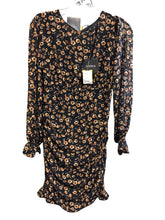Load image into Gallery viewer, Size M STORIA Dress
