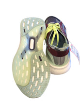 Load image into Gallery viewer, 8.5 ADIDAS X STELLA MCCARTNEY Shoes
