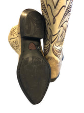 Load image into Gallery viewer, 7.5 ARIAT Boots
