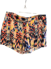 Load image into Gallery viewer, Size 2 WAVERLY GREY Shorts
