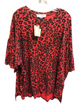 Load image into Gallery viewer, Size S/M WKNDCHASERS Top
