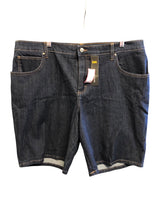 Load image into Gallery viewer, Size 18W LEE Shorts

