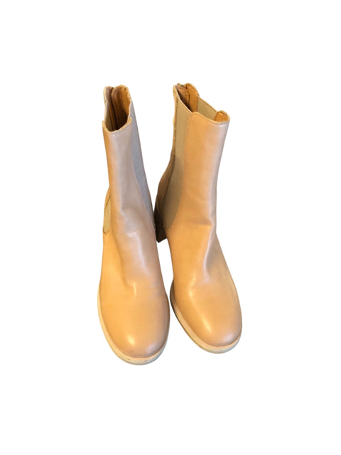 6.5 OASIS SOCIETY Boots