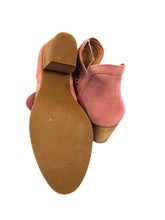 Load image into Gallery viewer, 8 FRYE &amp; CO Shoes
