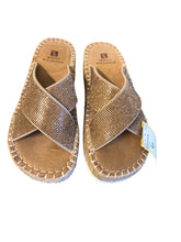 Load image into Gallery viewer, 6 WHITE MOUNTAIN Shoes

