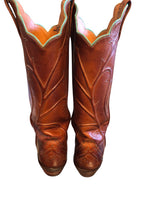 Load image into Gallery viewer, 7.5 LUCCHESE Boots
