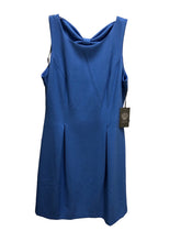 Load image into Gallery viewer, Size 6 VINCE CAMUTO Dress

