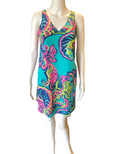 Load image into Gallery viewer, Size XS LILLY PULITZER Dress
