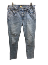 Load image into Gallery viewer, J CREW Size 34/30 Jeans
