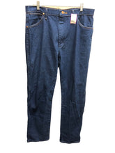 Load image into Gallery viewer, WRANGLER Size 35/36 Jeans
